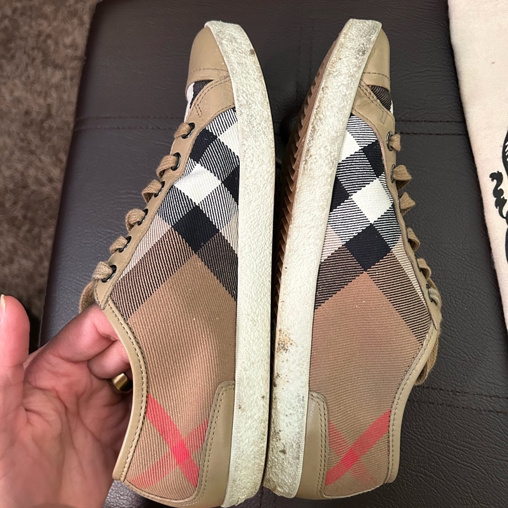 Burberry Sneakers